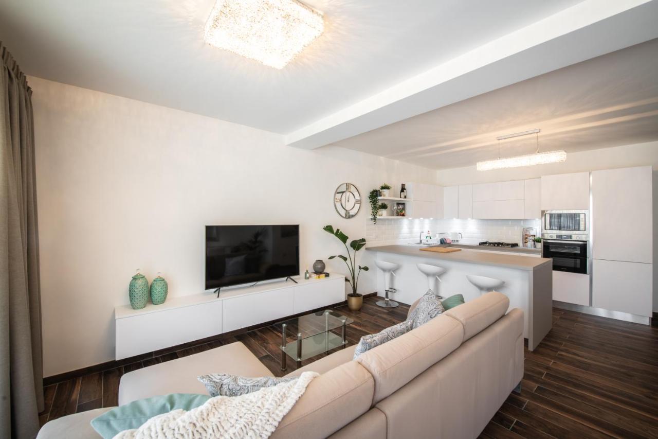 Electra Residence - Luxury Central Beachview Apartment Marsalforn Ngoại thất bức ảnh