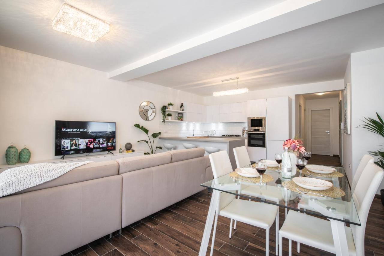 Electra Residence - Luxury Central Beachview Apartment Marsalforn Ngoại thất bức ảnh