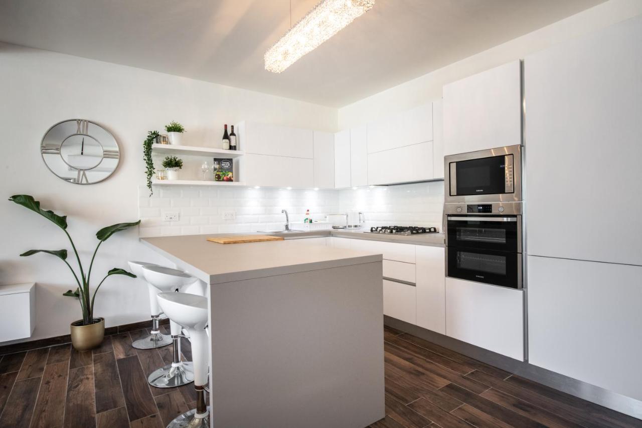 Electra Residence - Luxury Central Beachview Apartment Marsalforn Ngoại thất bức ảnh